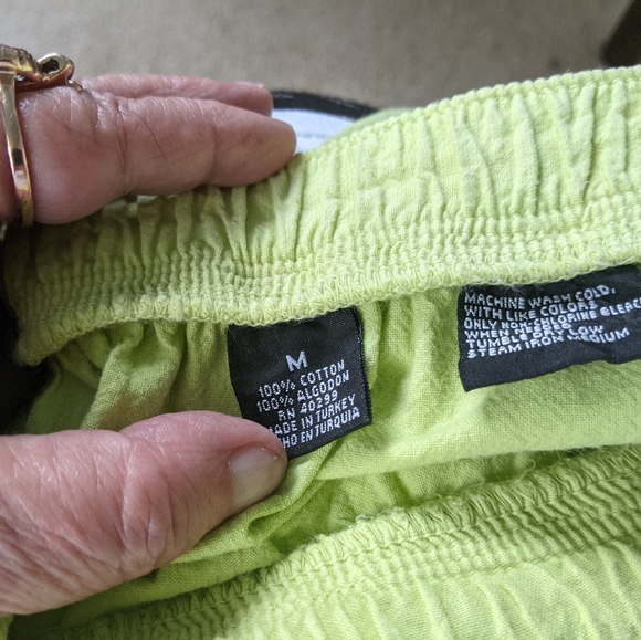 Lime Green Drawstring Cropped Pants - Picture 3 of 3